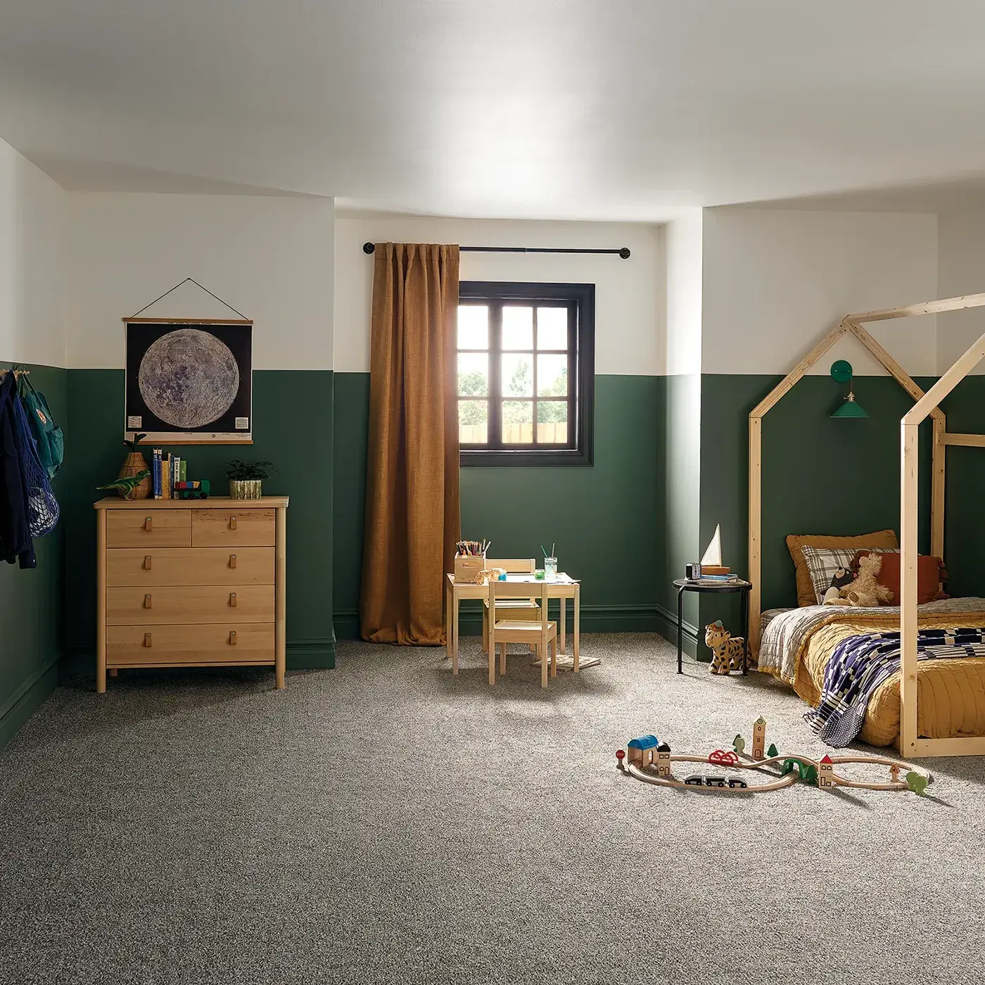 MJ007_TweedComfortBlue_00178_Bedroom_H Gray Shaw Floors carpet in a warm colored kids bedroom | Markville Flooring
